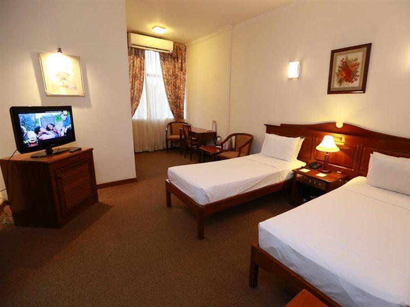 Hotel Sapphire Коломбо Экстерьер фото