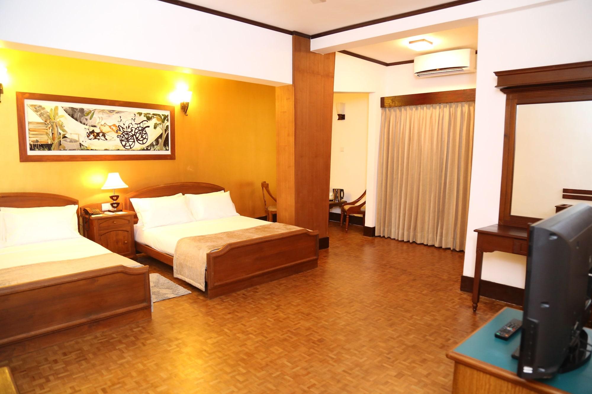 Hotel Sapphire Коломбо Экстерьер фото
