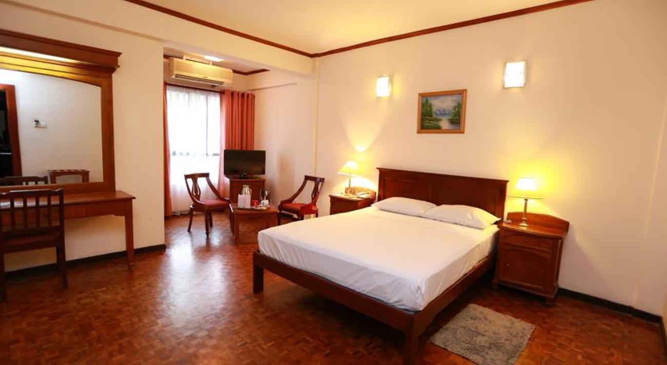 Hotel Sapphire Коломбо Экстерьер фото