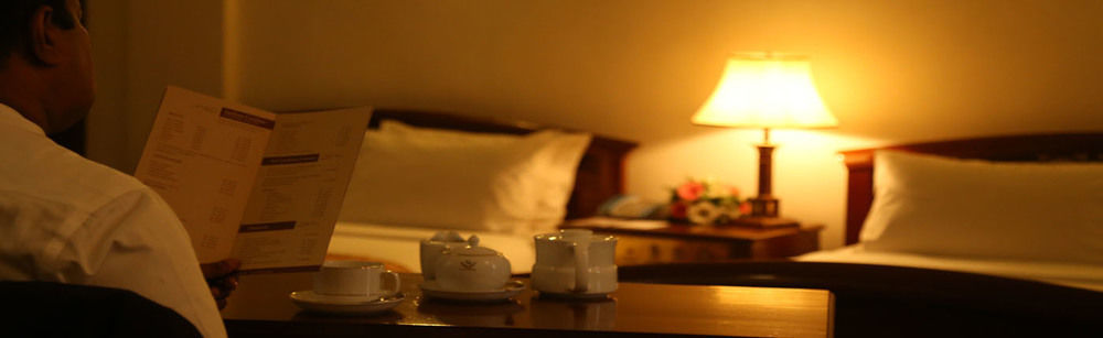 Hotel Sapphire Коломбо Экстерьер фото