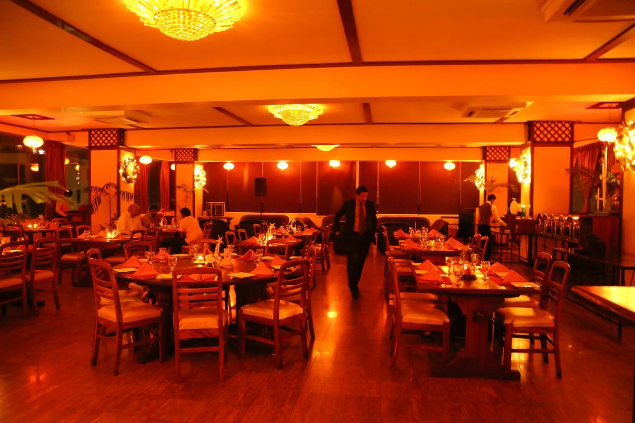 Hotel Sapphire Коломбо Экстерьер фото