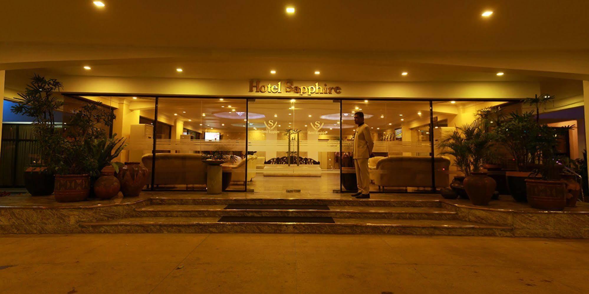Hotel Sapphire Коломбо Экстерьер фото